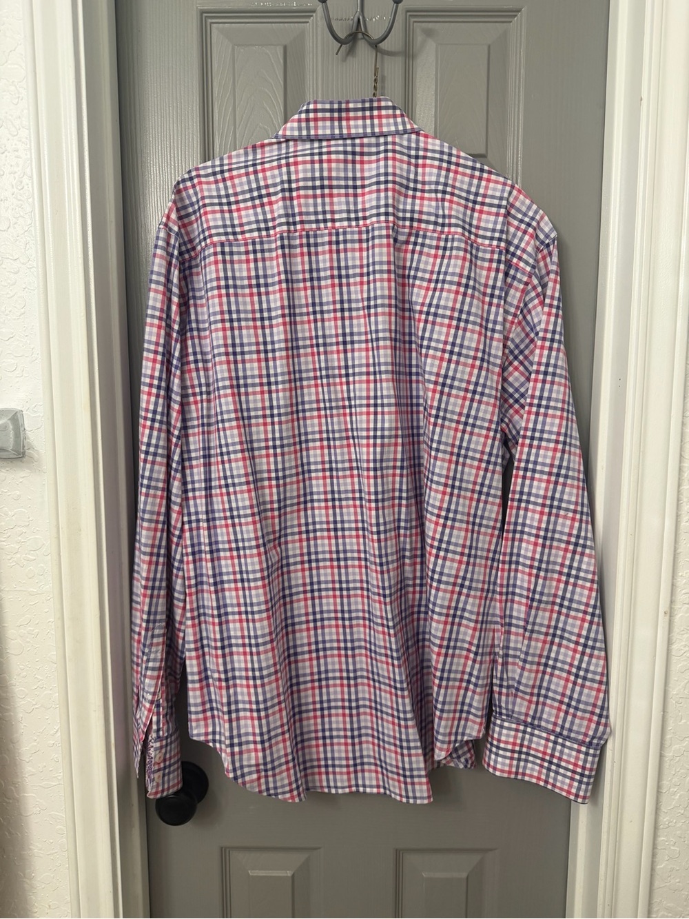 Robert Graham Button Up - Picture 3 of 3